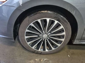 VW Passat 2.0T LIMITED EDITION * PANORAMA* ЕЛ ПАКЕТ* CARFAX , снимка 17 - Автомобили и джипове - 53684582