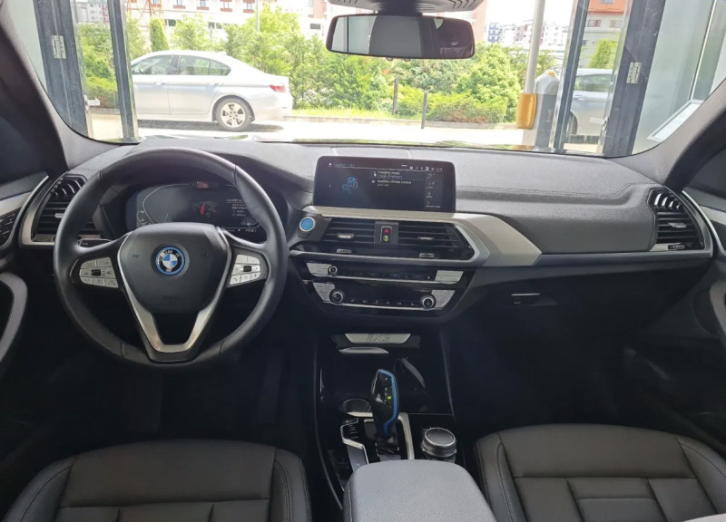 BMW iX3 80 kWh xDrive Гаранционен! , снимка 7 - Автомобили и джипове - 44752281