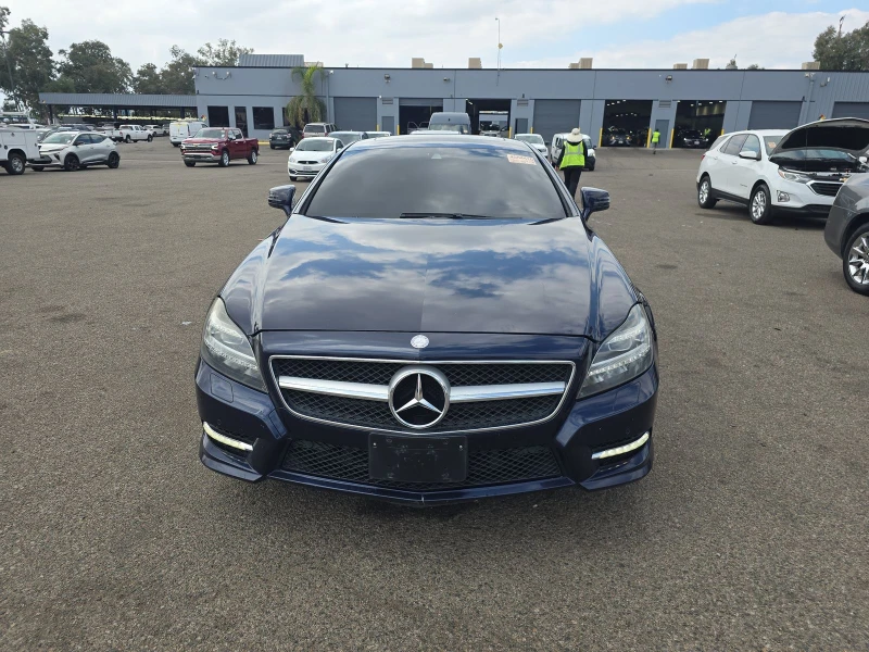 Mercedes-Benz CLS  harman kardon Logic 7* Панорама* Lane Tracking, снимка 4 - Автомобили и джипове - 47561734