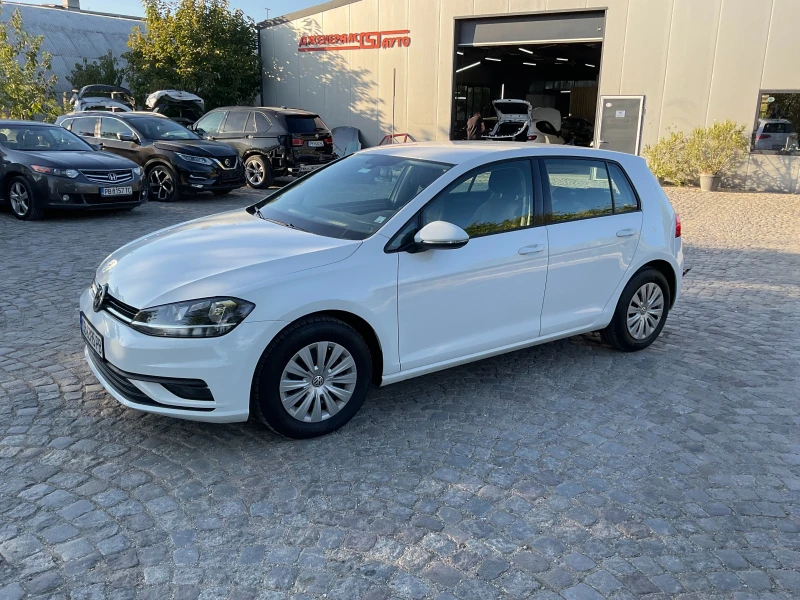 VW Golf Trendline, снимка 3 - Автомобили и джипове - 47710090