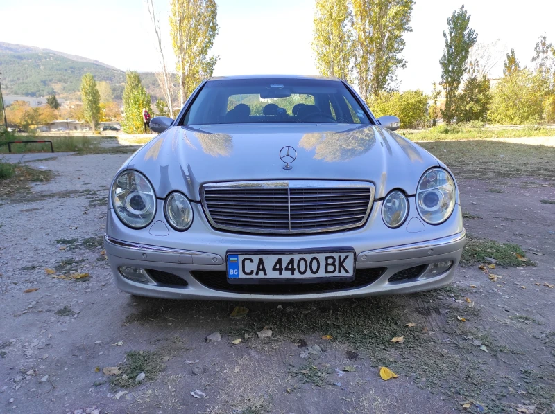 Mercedes-Benz E 200 2.0 ГАЗ, АВТОМАТ , снимка 2 - Автомобили и джипове - 47737388