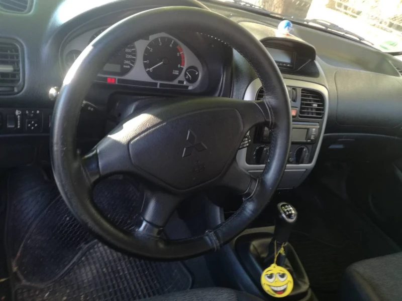 Mitsubishi Carisma DID, снимка 7 - Автомобили и джипове - 51863986