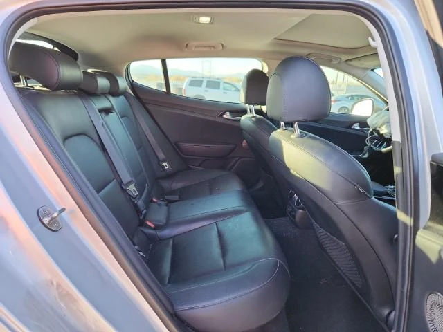 Kia Stinger 2.0L 4 Rear-wheel drive, снимка 3 - Автомобили и джипове - 53142625