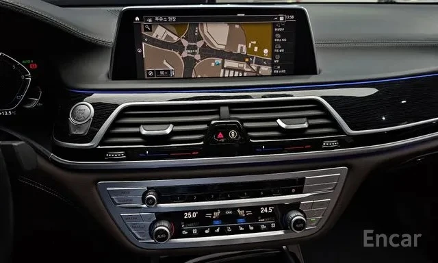 BMW 740 * 740iM* HEADUP* , снимка 14 - Автомобили и джипове - 55120745