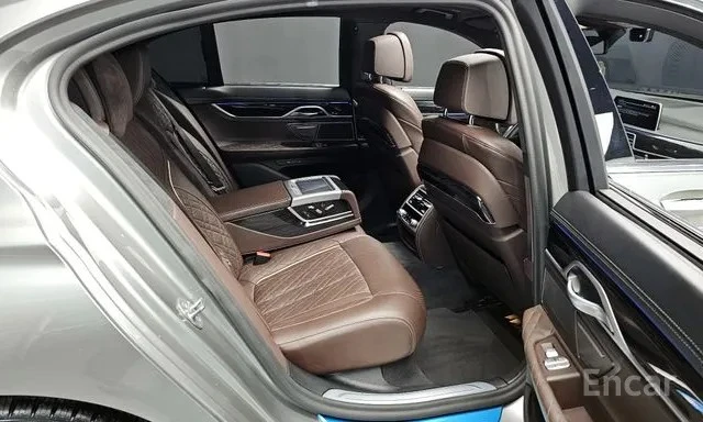 BMW 740 * 740iM* HEADUP* , снимка 12 - Автомобили и джипове - 55120745