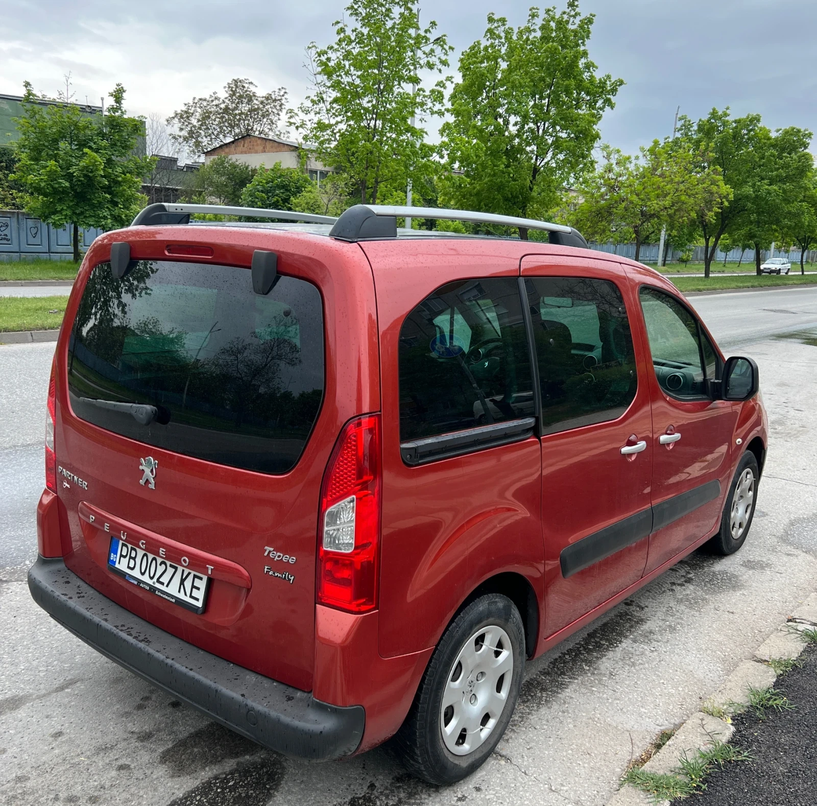 Peugeot Partner Tepee - изображение 4