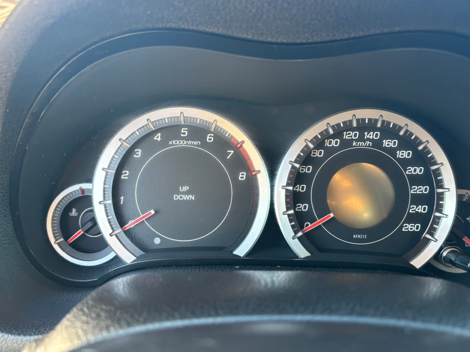 Honda Accord 2008+ ВС.ПЛАТЕНО + ОБСЛУЖЕНА-140хл- НАВИ+ 6 ск+ НО - изображение 9