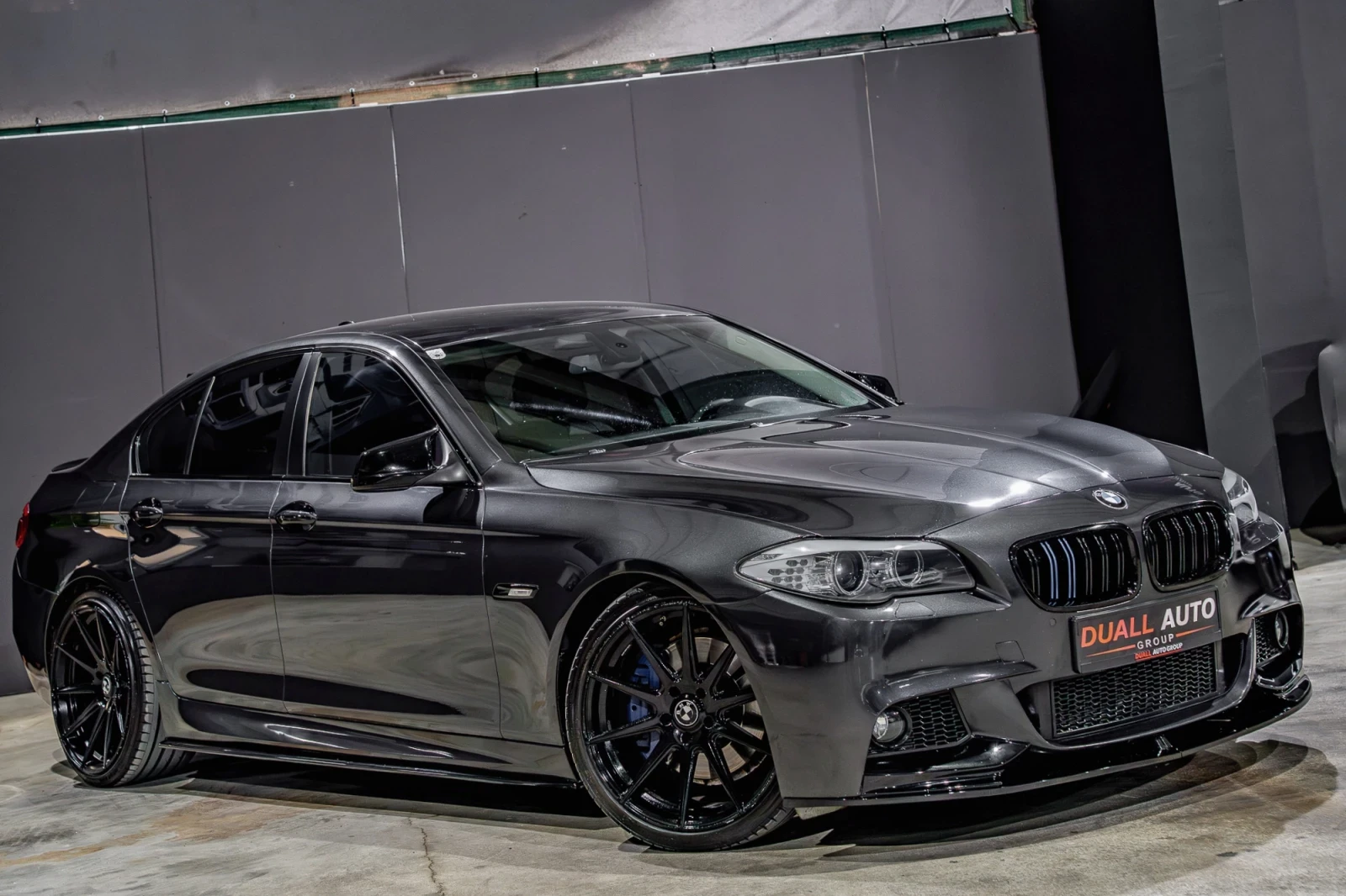 BMW 530 D / M-PERFORMANCE / AKRAPOVIC /8ZF / CARBON /  - изображение 3