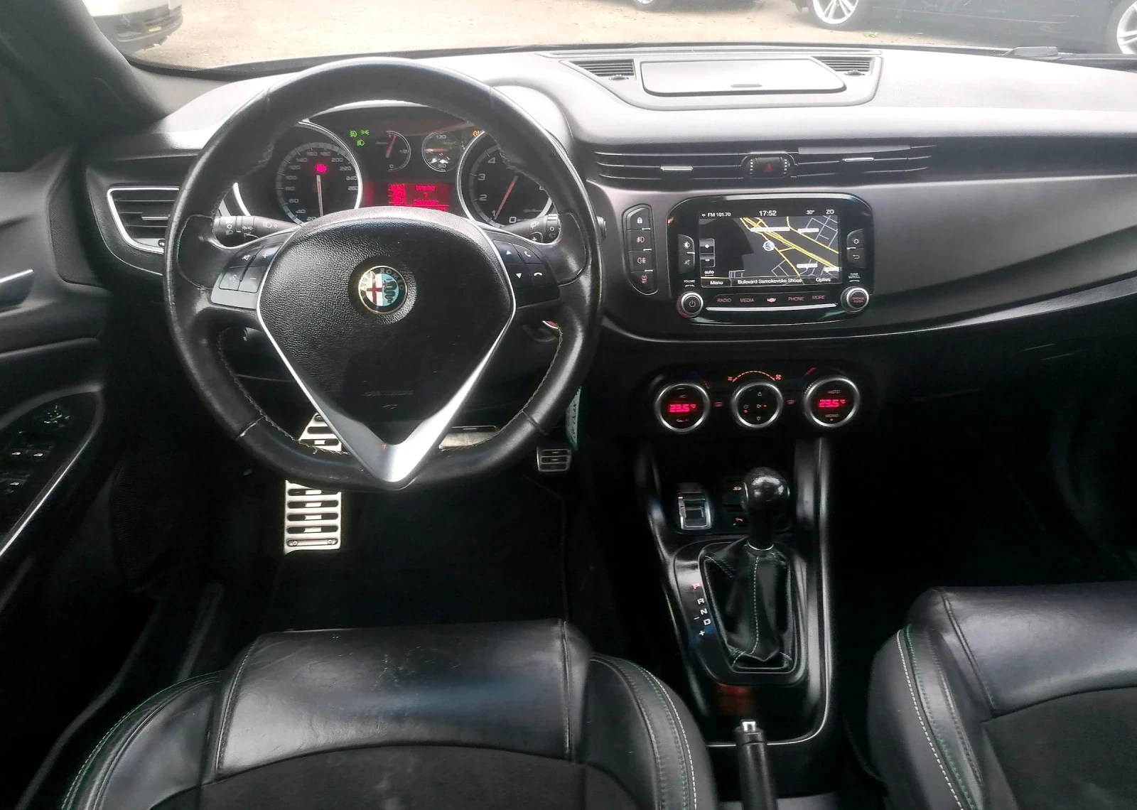 Alfa Romeo Giulietta 1.4 automat QV line - изображение 10
