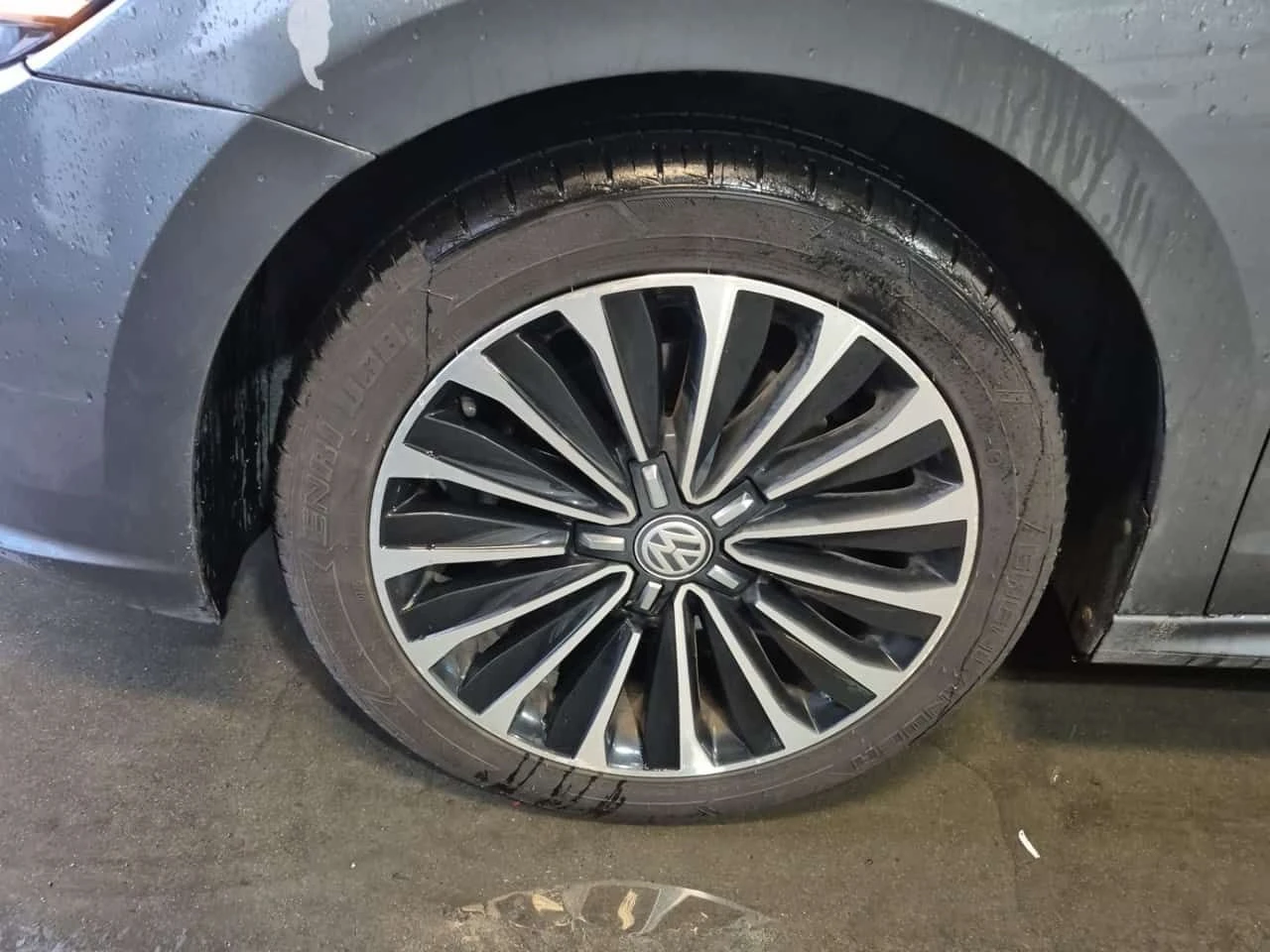 VW Passat 2.0T LIMITED EDITION * PANORAMA* �� �����* CARFAX  | Mobile.bg � ����������� 17