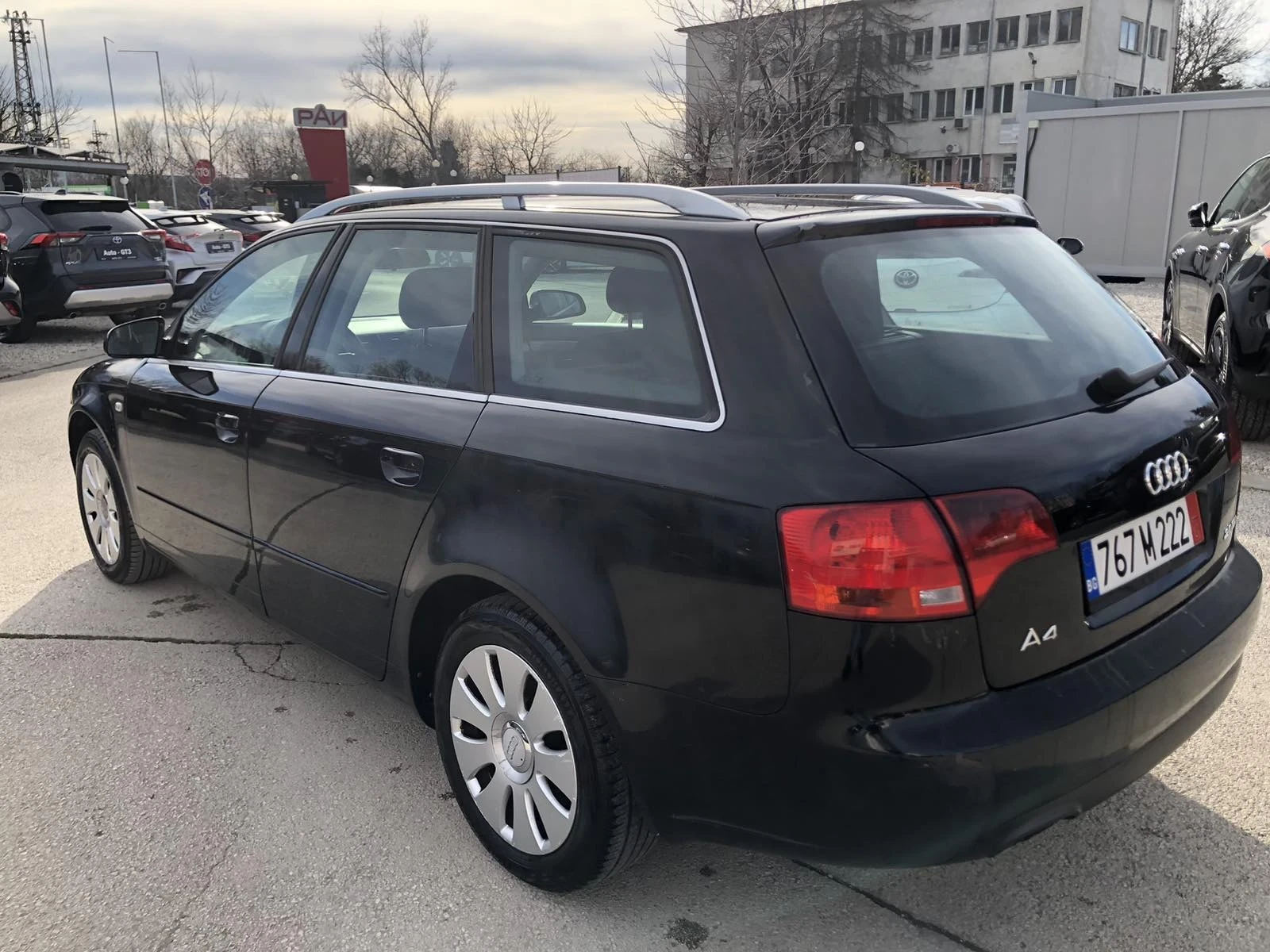 Audi A4 2.0TDI, снимка 6 - Автомобили и джипове - 53781878