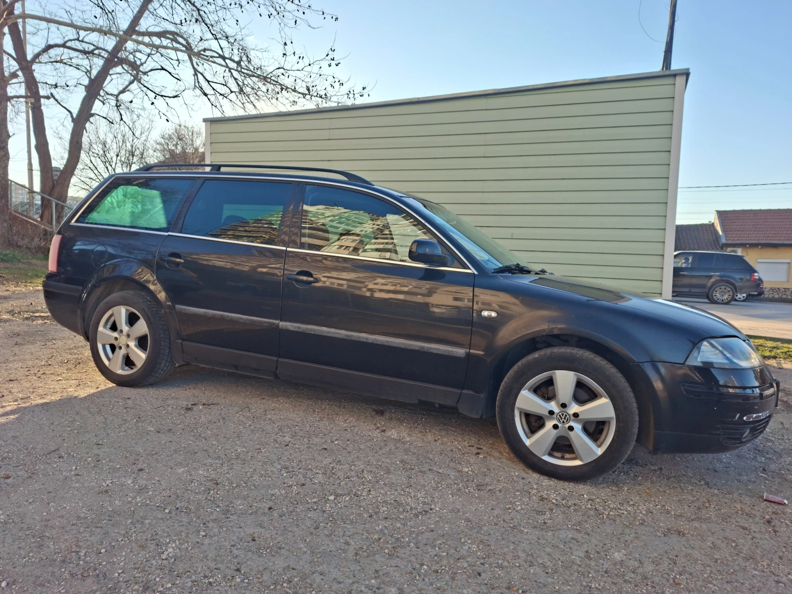 VW Passat 1.9 TDI, снимка 2 - Автомобили и джипове - 53786150