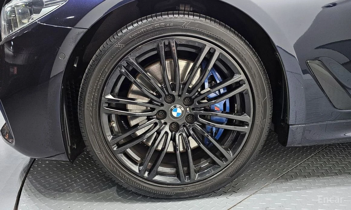 BMW 540 * xDrive* M-Sport PLUS* FULL* , снимка 5 - Автомобили и джипове - 53860081