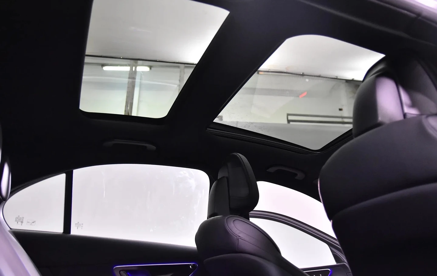 Mercedes-Benz C 43 AMG 4MATIC Sedan, снимка 10 - Автомобили и джипове - 53904576