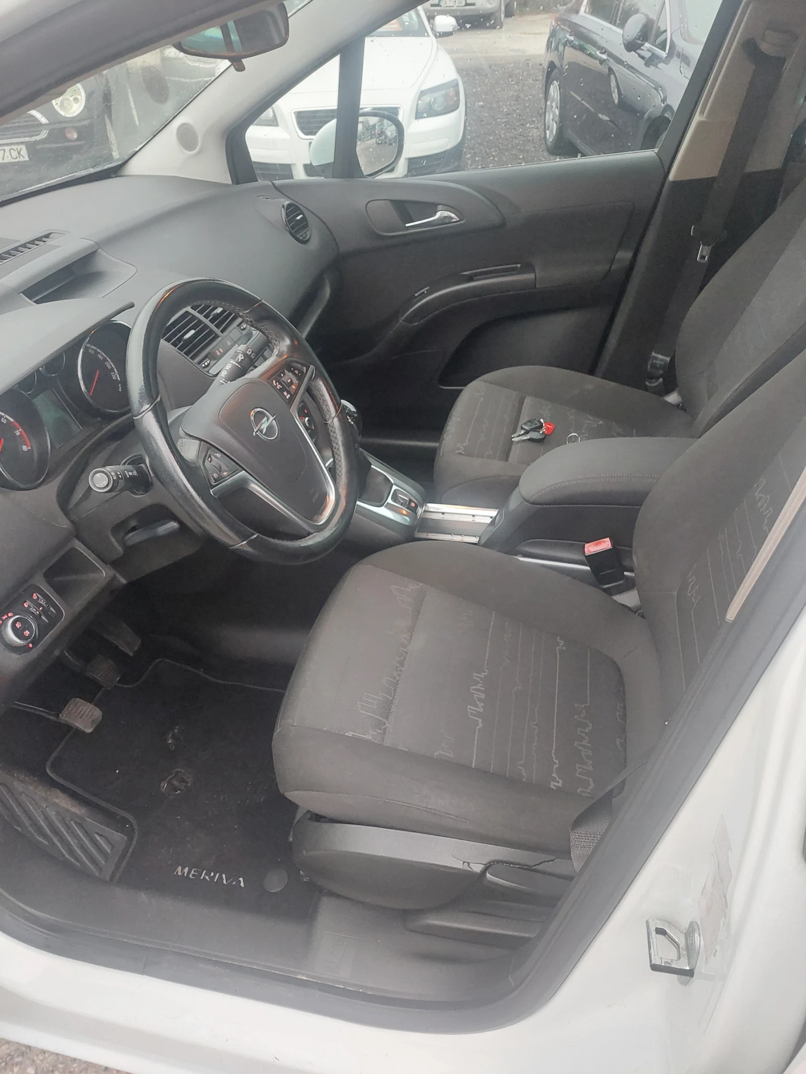 Opel Meriva 1.4 i, снимка 5 - Автомобили и джипове - 54037583