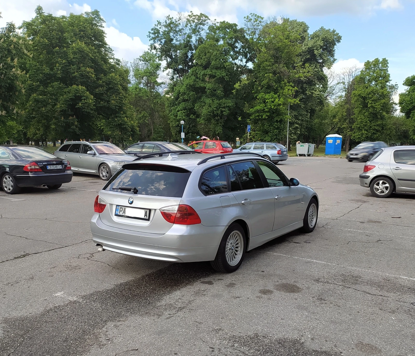 BMW 318 E91/M47/187000км/ГАРАЖНА/3 КЛЮЧА, снимка 12 - Автомобили и джипове - 54197091