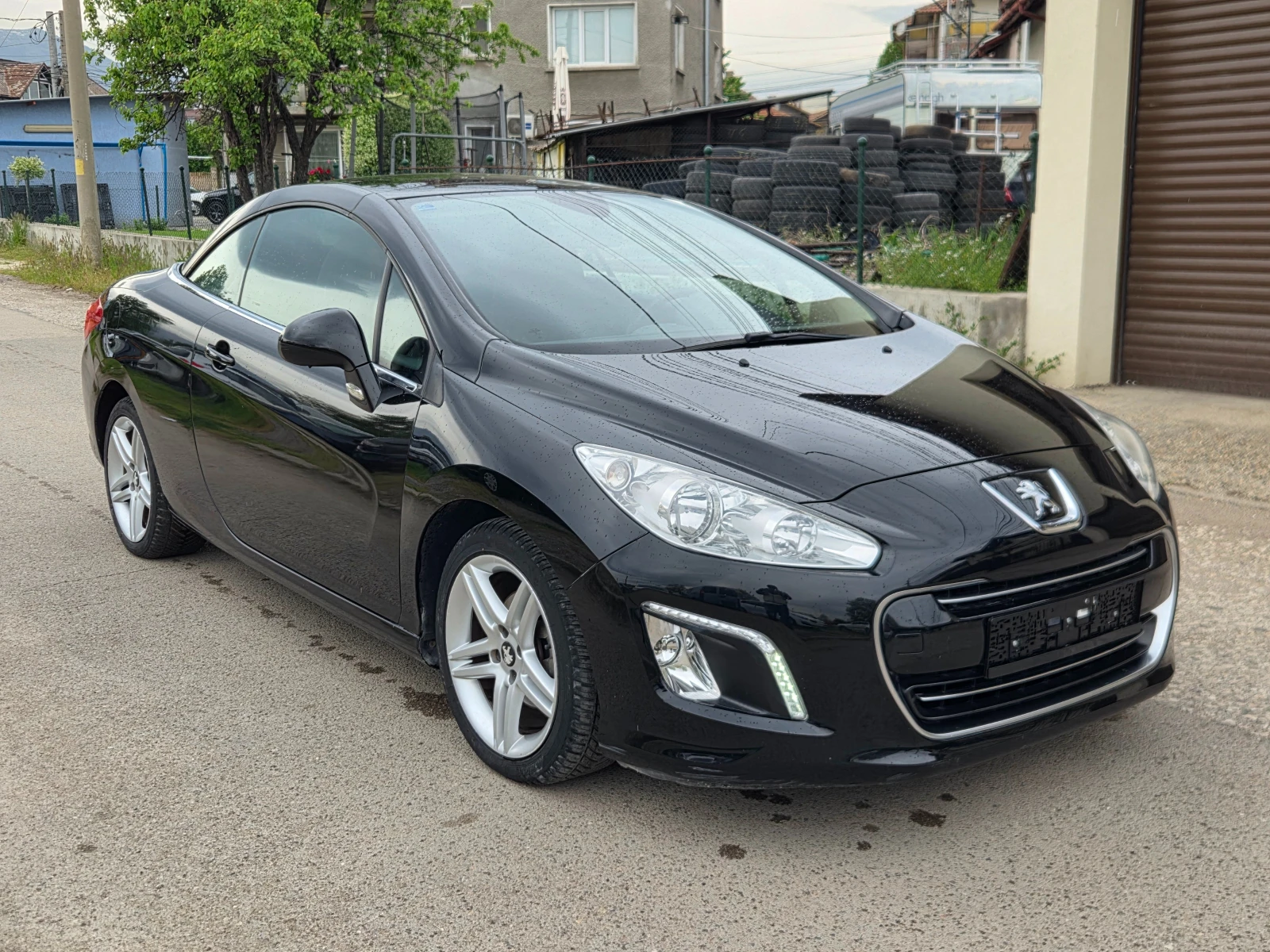 Peugeot 308 CC 1.6HDI Безупречо, снимка 9 - Автомобили и джипове - 54453928