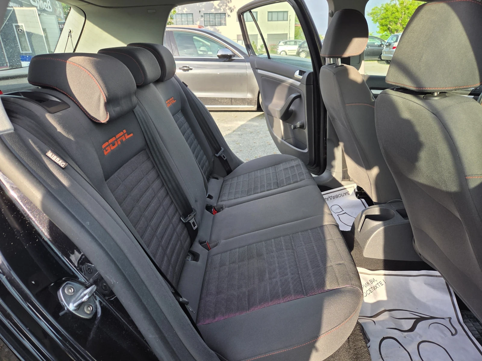 VW Golf GOAL1, 6MPI102ksPARKTRONIKTEMPOMATEU4, снимка 16 - Автомобили и джипове - 54542835