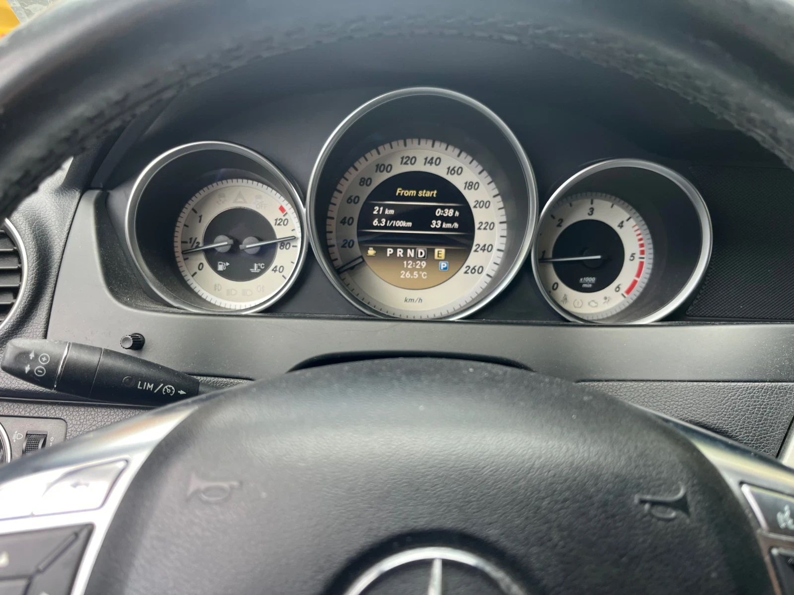 Mercedes-Benz C 220, снимка 8 - Автомобили и джипове - 55173293