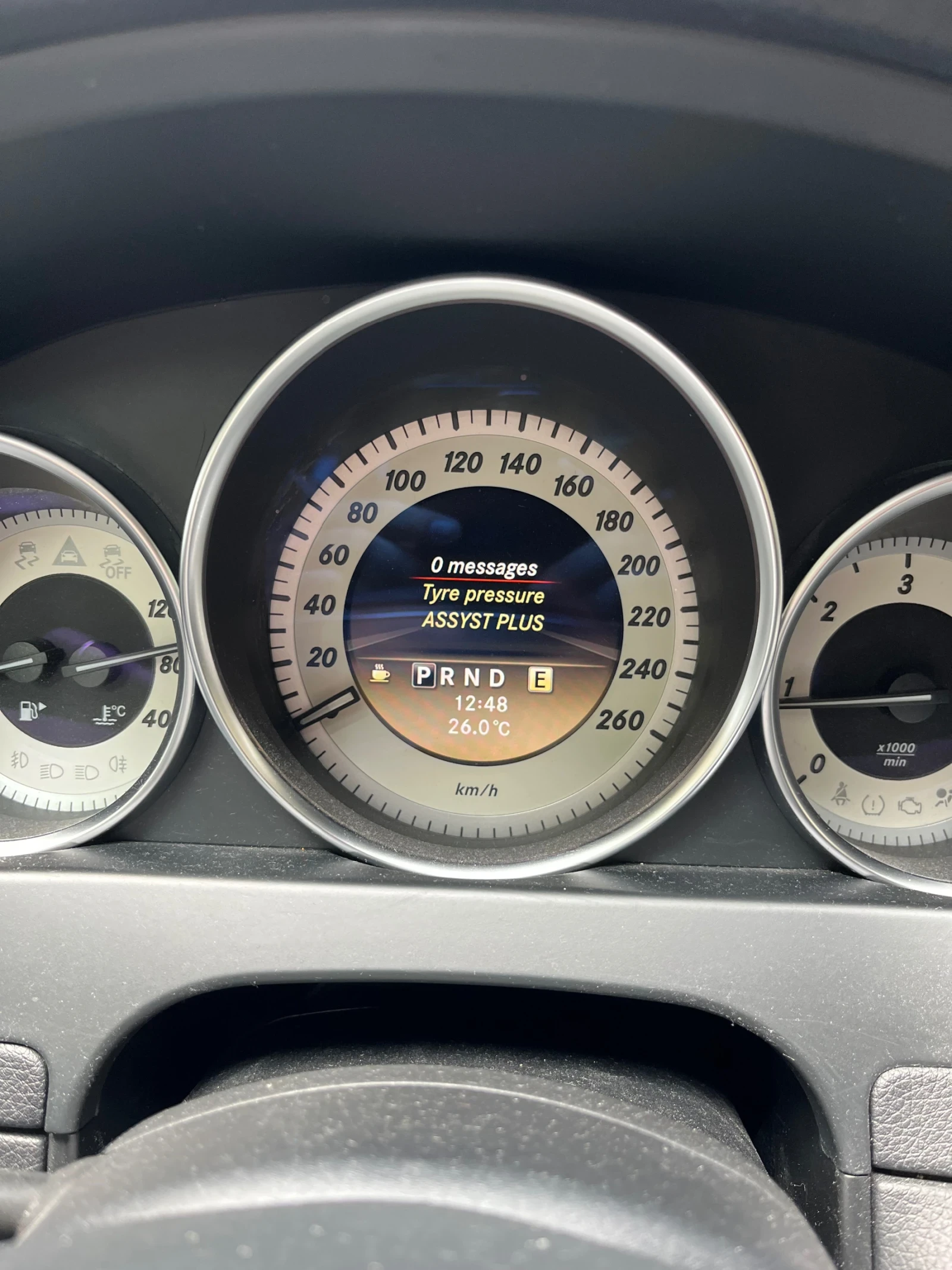 Mercedes-Benz C 220, снимка 7 - Автомобили и джипове - 55173293