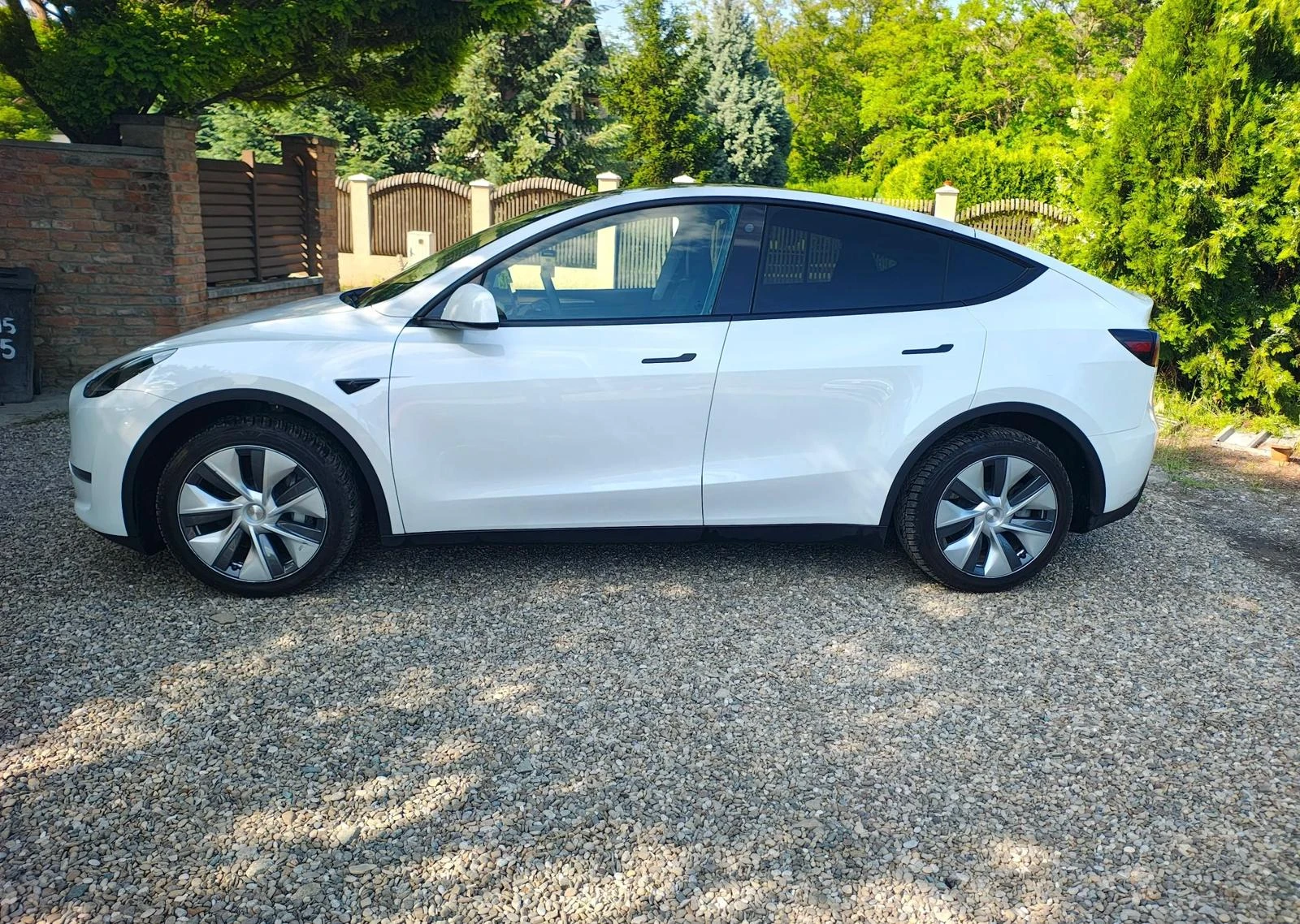Tesla Model Y 4х4 LONG RANGE!!!, снимка 6 - Автомобили и джипове - 55265027