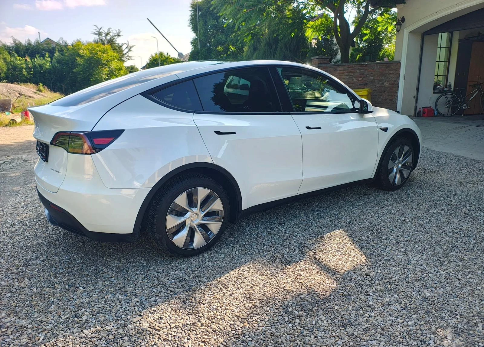 Tesla Model Y 4х4 LONG RANGE!!!, снимка 5 - Автомобили и джипове - 55265027