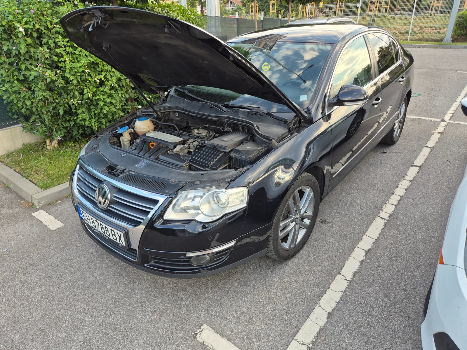 VW Passat 2.0 fsi, снимка 16 - Автомобили и джипове - 55620031