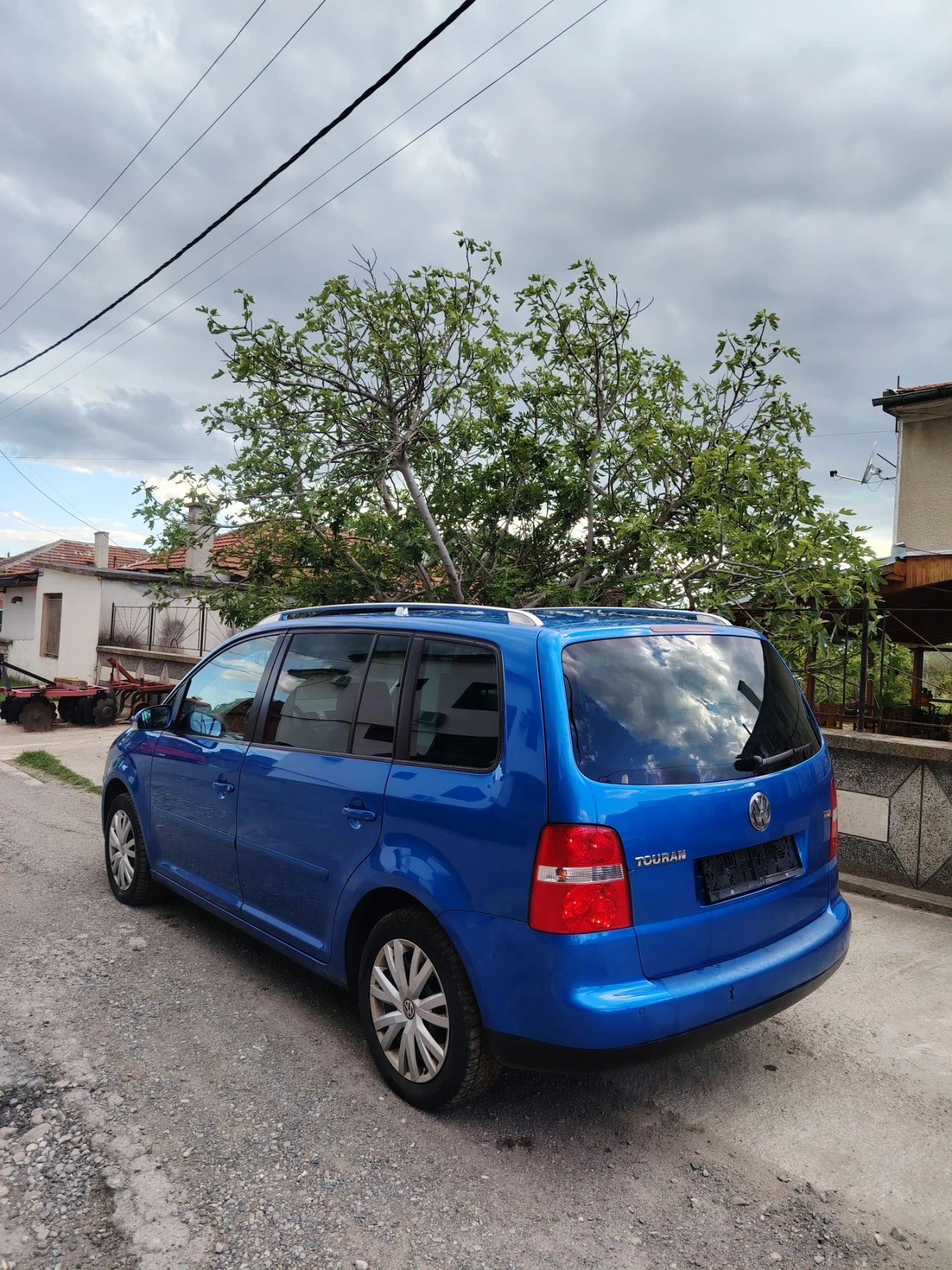 VW Touran 2.0TDI , снимка 3 - Автомобили и джипове - 55568390