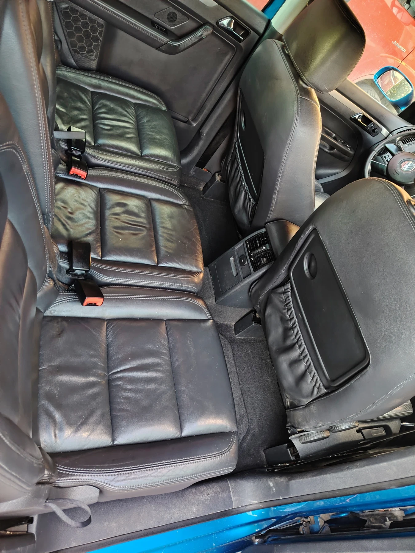 VW Touran 2.0TDI , снимка 7 - Автомобили и джипове - 55568390