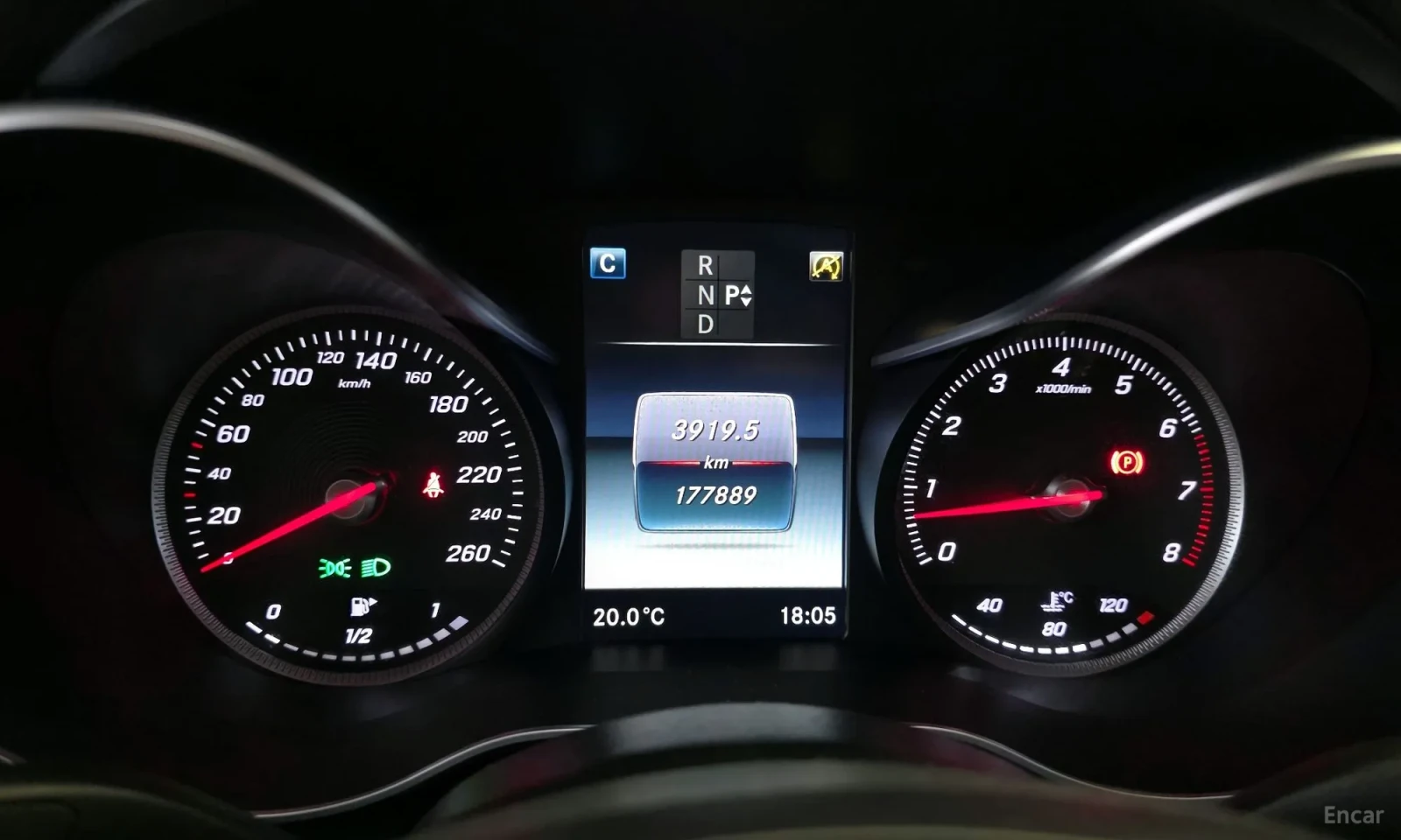 Mercedes-Benz C 200 Реални километри\Топ състояние\ Супер оферта, снимка 8 - Автомобили и джипове - 55574226