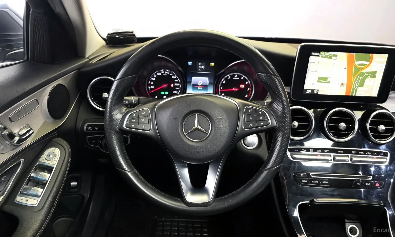 Mercedes-Benz C 200 Реални километри\Топ състояние\ Супер оферта, снимка 13 - Автомобили и джипове - 55574226