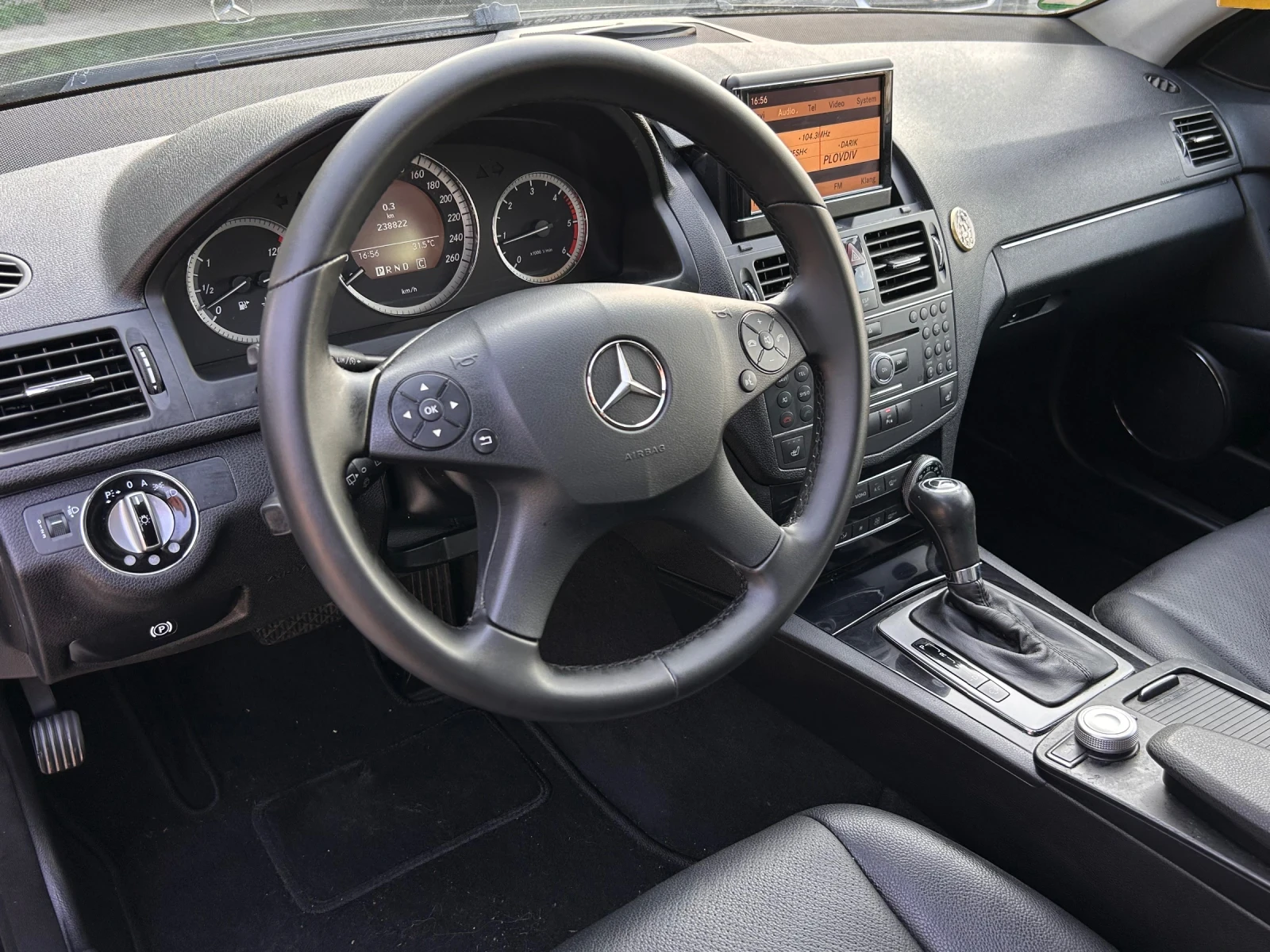 Mercedes-Benz C 220, снимка 7 - Автомобили и джипове - 55825773