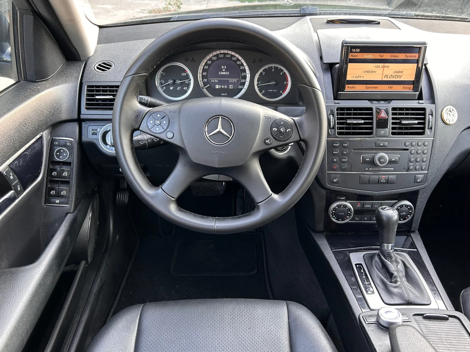 Mercedes-Benz C 220, снимка 10 - Автомобили и джипове - 55825773