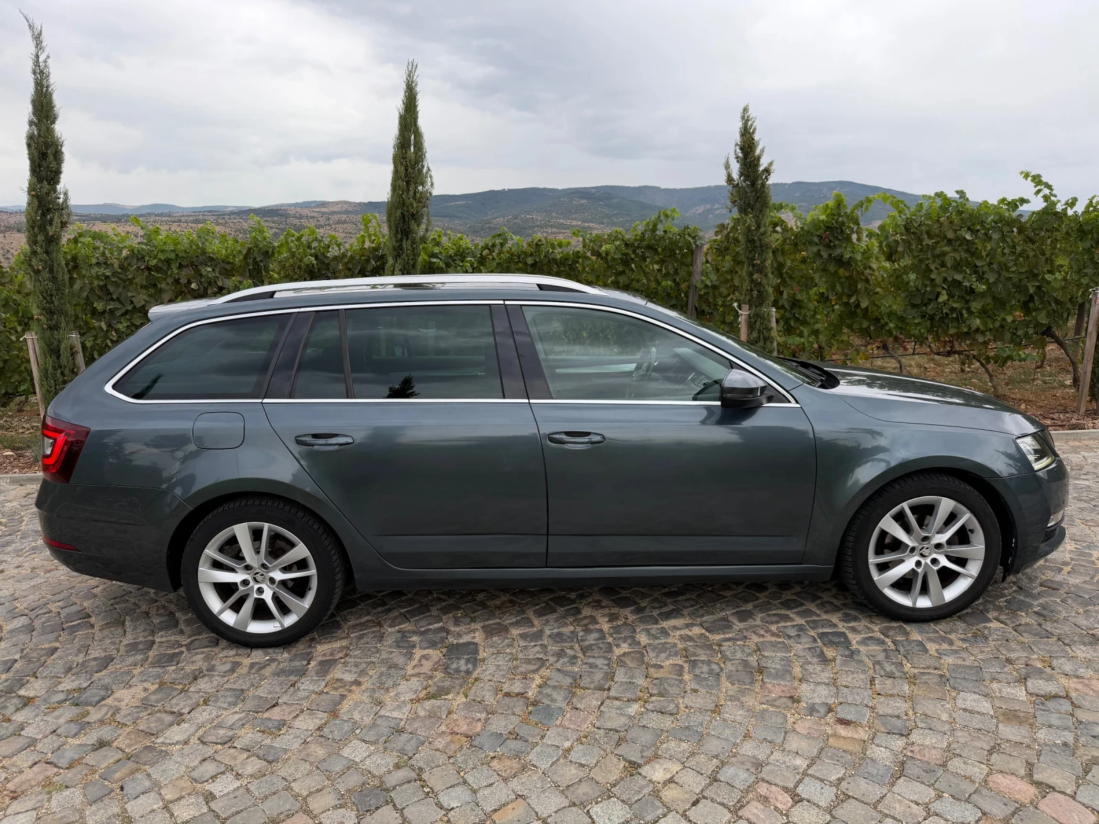 Skoda Octavia Full, снимка 9 - Автомобили и джипове - 56240550