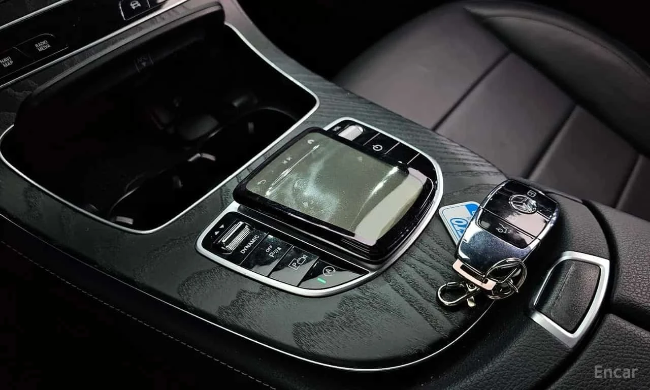 Mercedes-Benz E 220 d 4MATIC AMG Lin/���������/�����/360/������� | Mobile.bg � ����������� 17