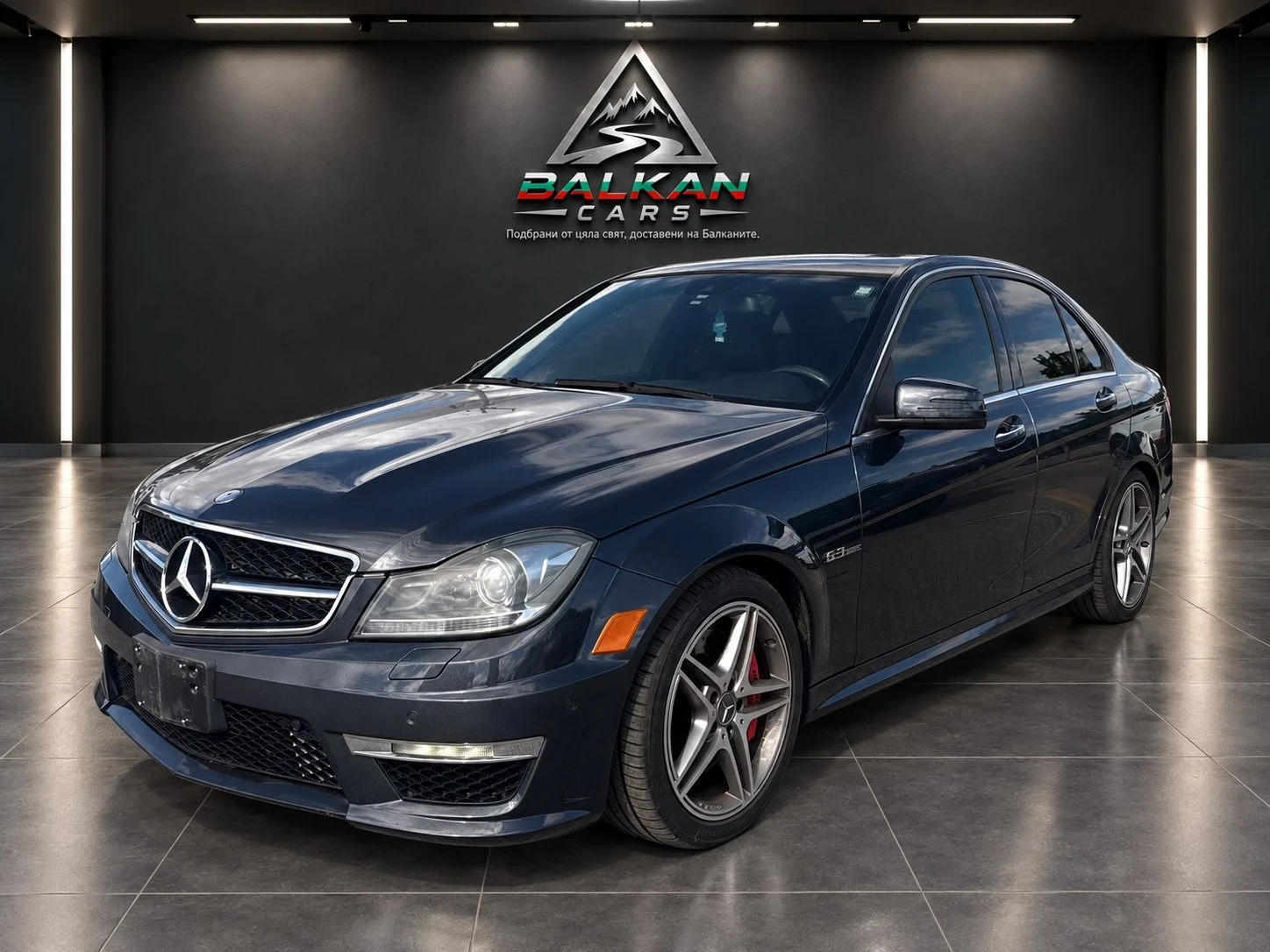 Mercedes-Benz C 63 AMG �������* Back cam* Keyless* 2�����* �������*  | Mobile.bg � ����������� 1
