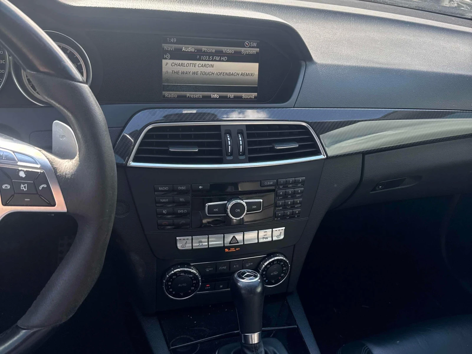Mercedes-Benz C 63 AMG �������* Back cam* Keyless* 2�����* �������*  | Mobile.bg � ����������� 9