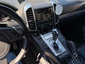 Porsche Cayenne Turbo  CARFAX, снимка 9