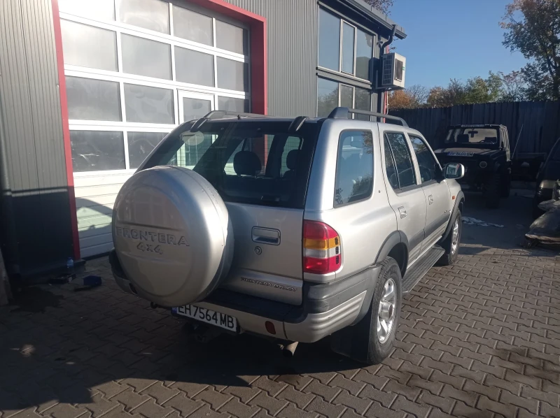 Opel Frontera, снимка 4 - Автомобили и джипове - 47961123