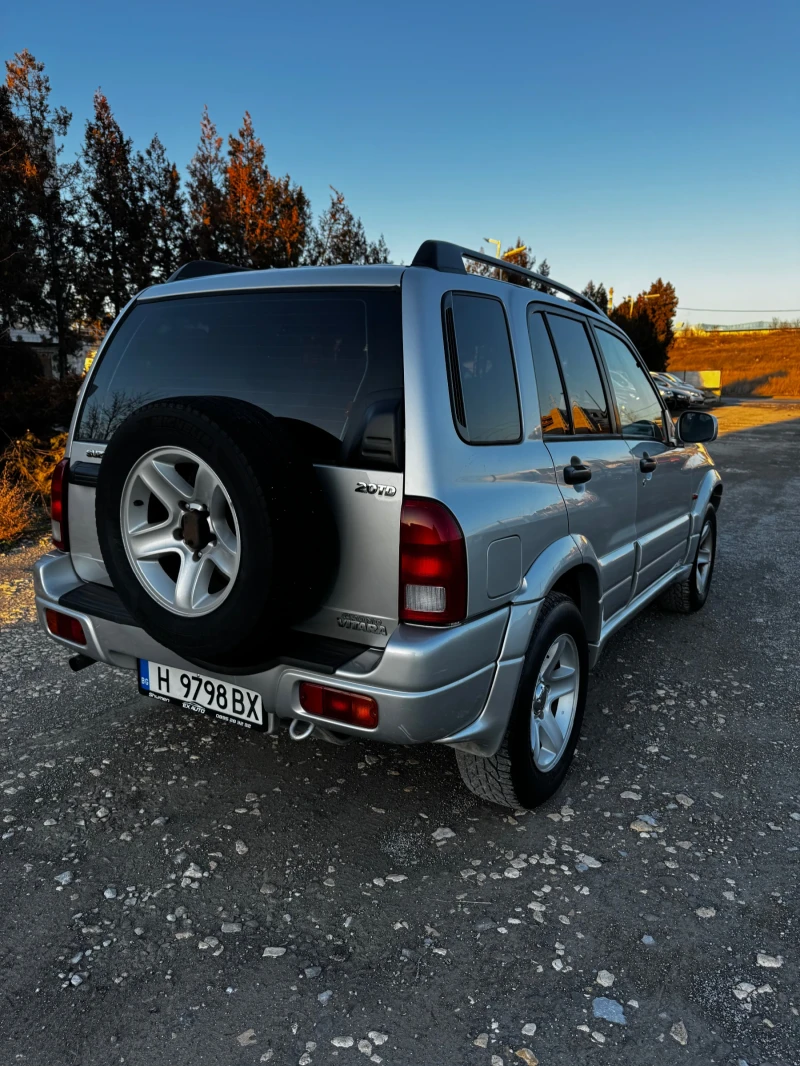 Suzuki Grand vitara 2.0HDI Facelift, снимка 3 - Автомобили и джипове - 48620616