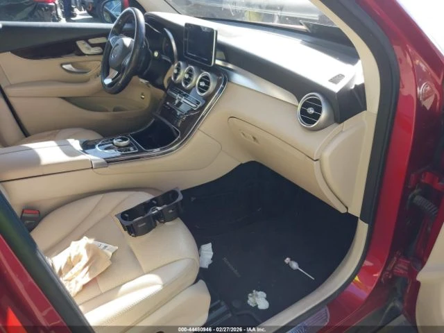 Mercedes-Benz GLC 300 4MATIC, снимка 6 - Автомобили и джипове - 53923794