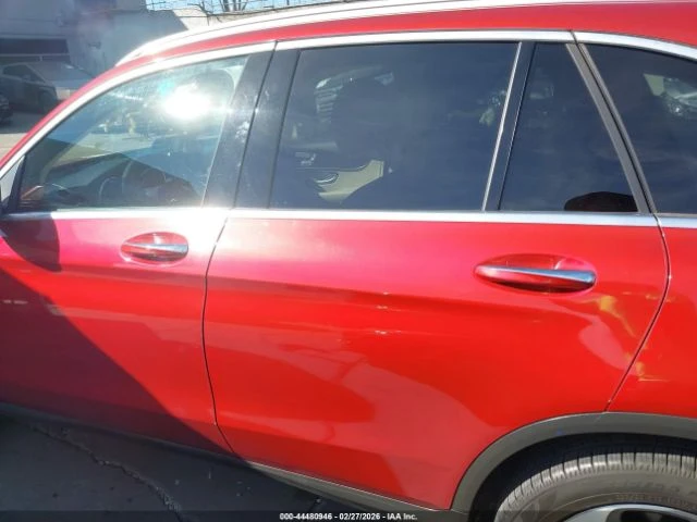 Mercedes-Benz GLC 300 4MATIC, снимка 4 - Автомобили и джипове - 53923794