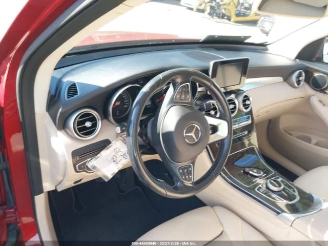 Mercedes-Benz GLC 300 4MATIC, снимка 9 - Автомобили и джипове - 53923794