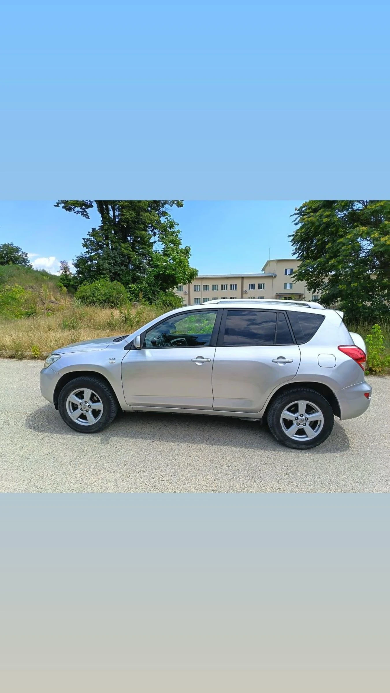 Toyota Rav4  - изображение 6