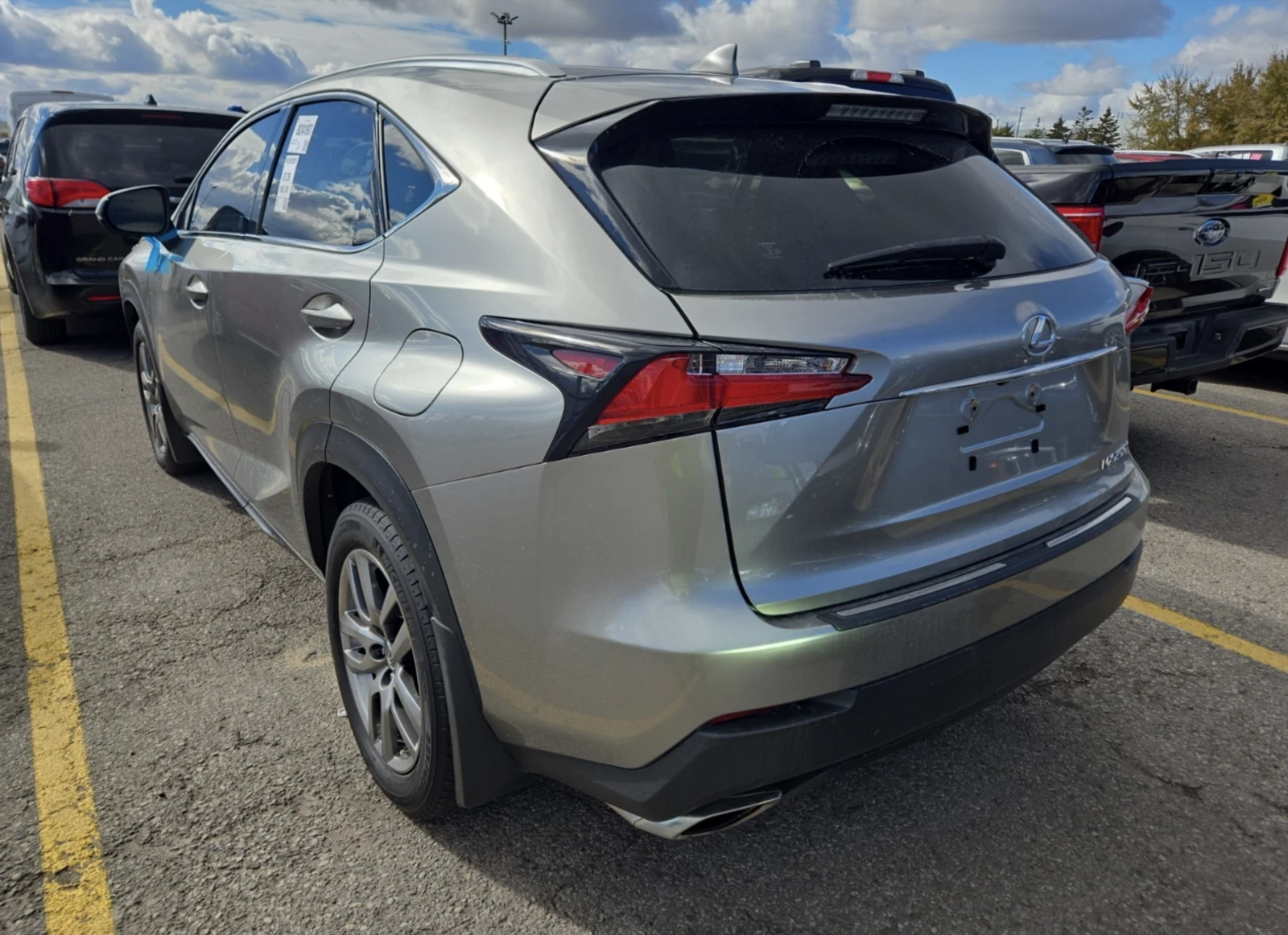 Lexus NX 200t  - изображение 4