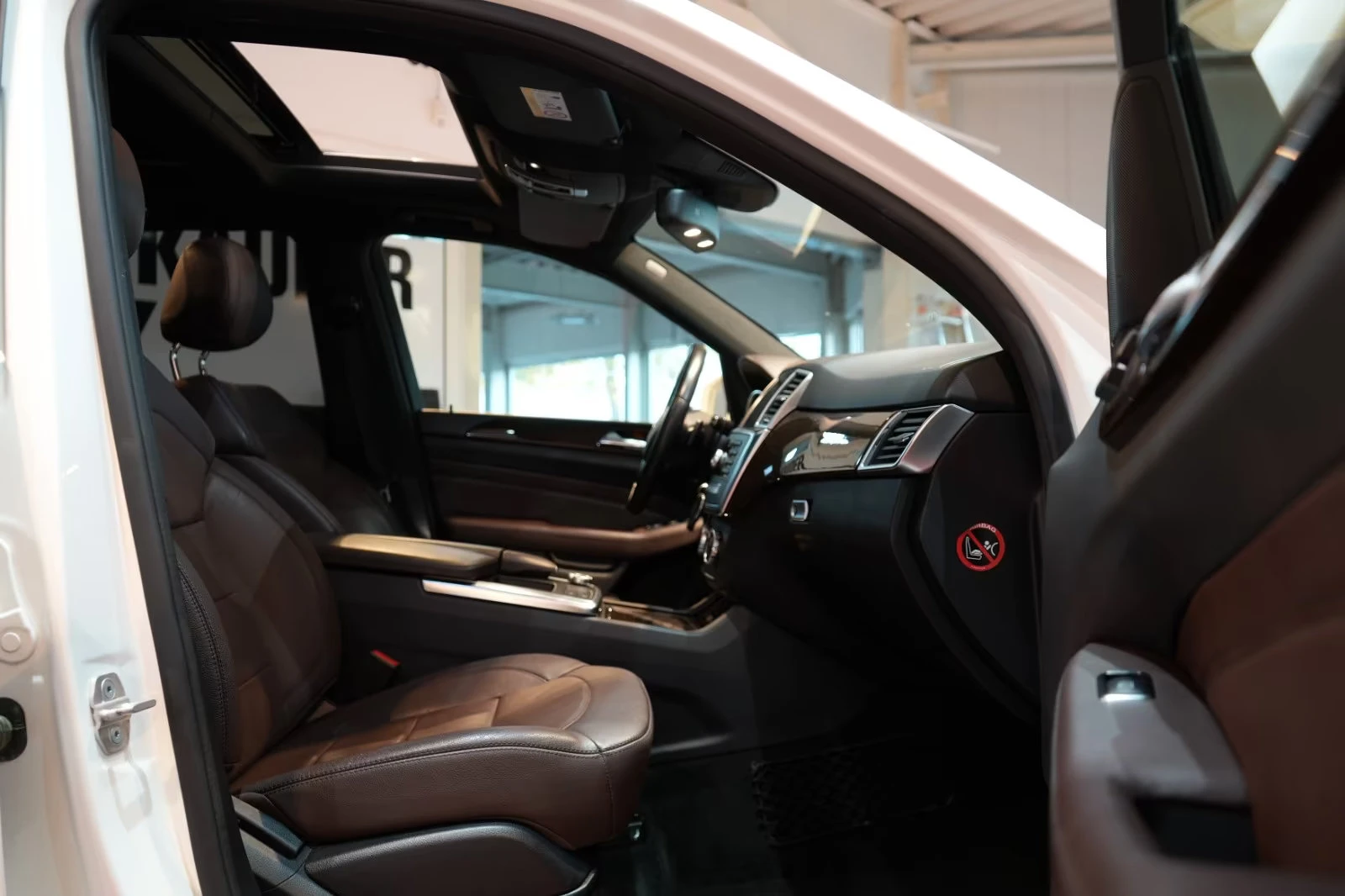 Mercedes-Benz ML 350 AMG/258HP/4MATIC/7G/360/PANO/NAVI/776v | Mobile.bg   11