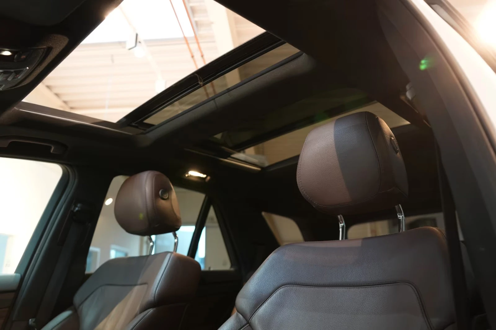 Mercedes-Benz ML 350 AMG/258HP/4MATIC/7G/360/PANO/NAVI/776v - изображение 10