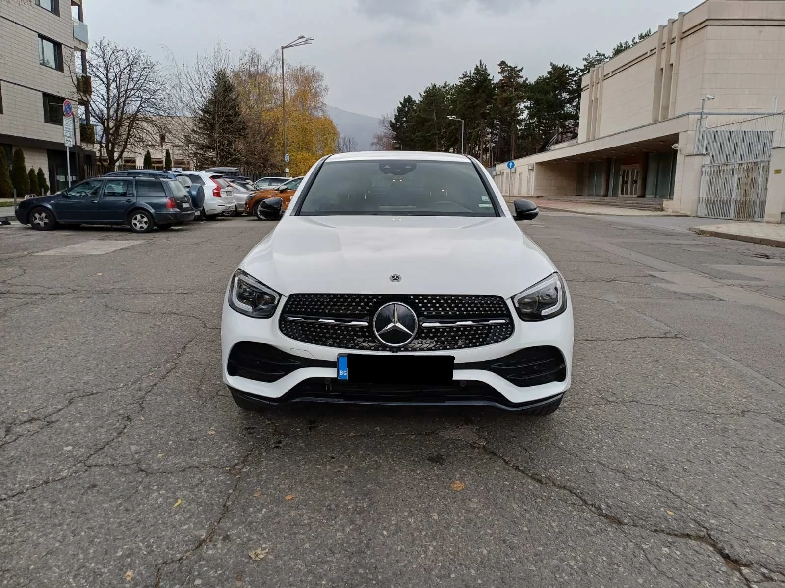 Mercedes-Benz GLC 300 AMG Line Coupe 4Matic Facelift | Mobile.bg   2
