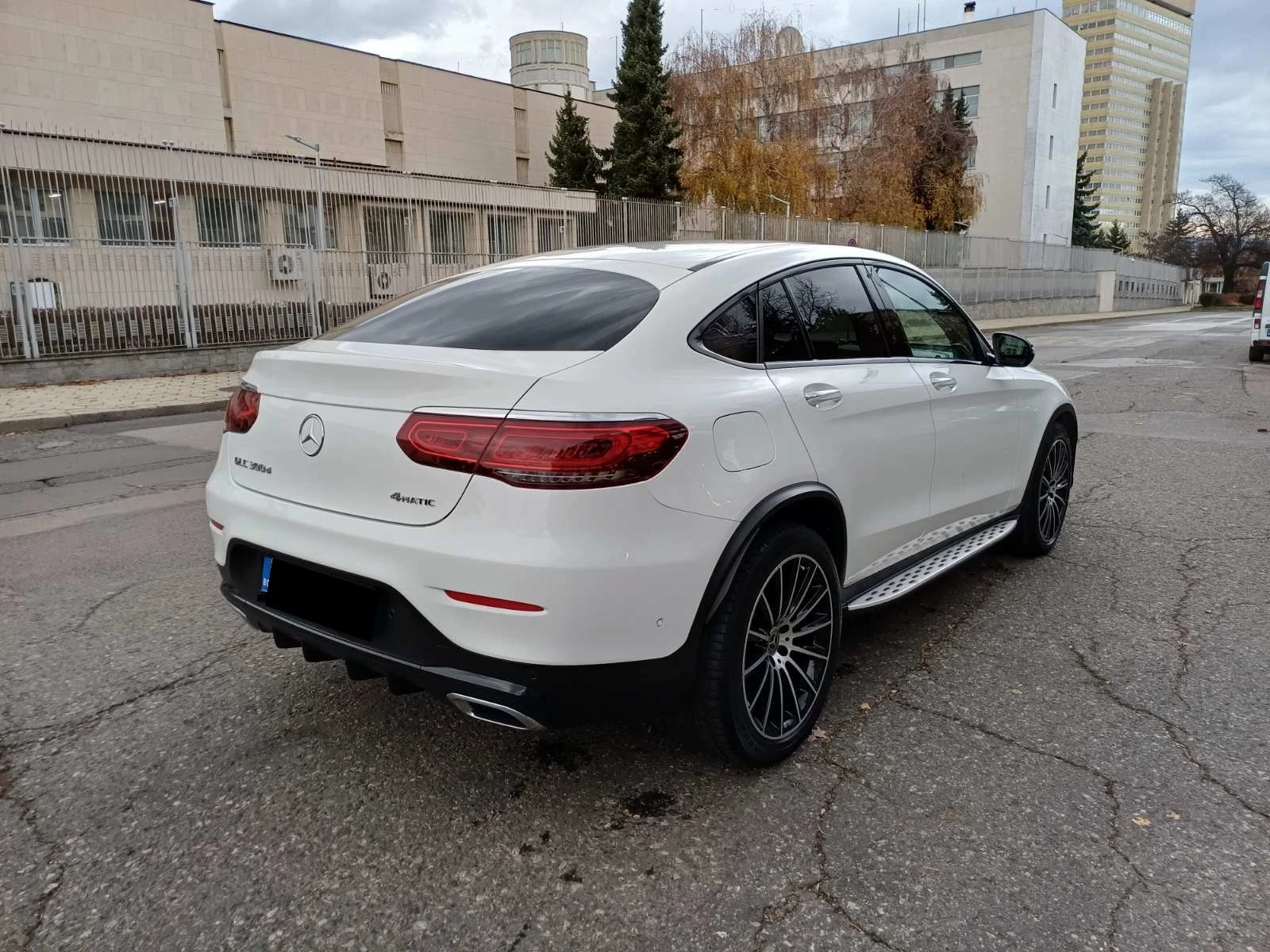 Mercedes-Benz GLC 300 AMG Line Coupe 4Matic Facelift | Mobile.bg   7