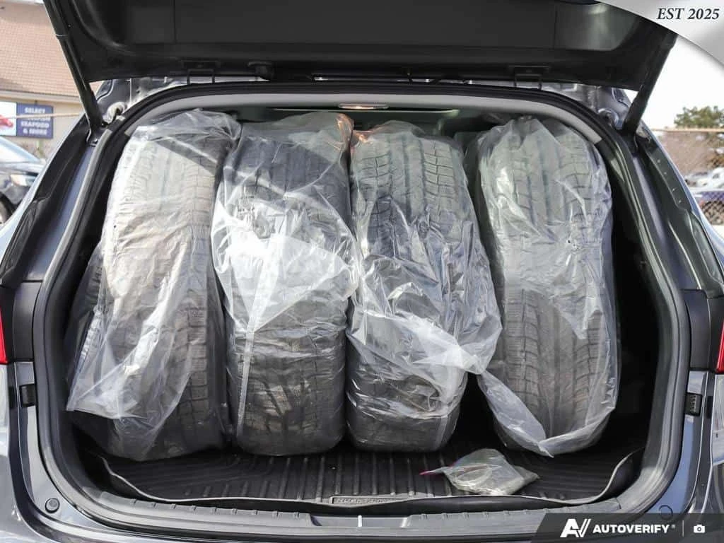 Hyundai Santa fe * ULTIMATE 2.0T * ФИКСИРАНА ЦЕНА ДО БЪЛГАРИЯ * , снимка 11 - Автомобили и джипове - 54109525